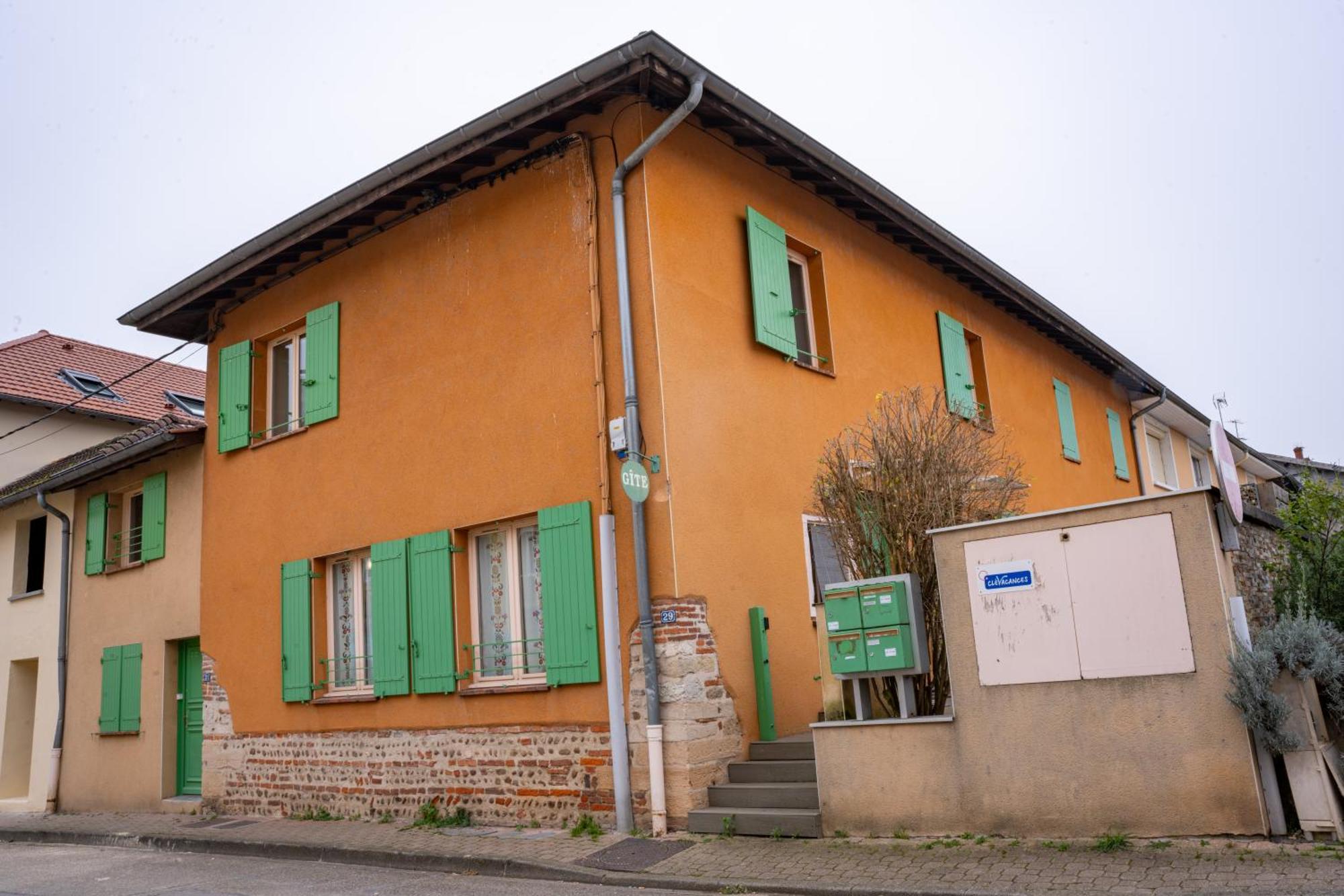 Gite Pomme Verte - By Primo C0Nciergerie Vonnas Bagian luar foto